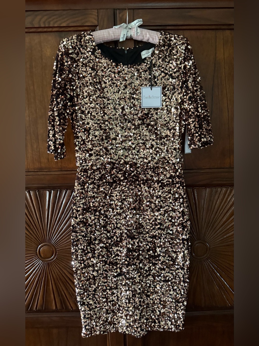 NWT Premier Amour Gold Sequin Cocktail Dress - Size 8